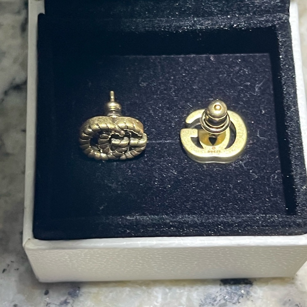 Gucci Gold Double G Stud Earrings - Picture 2 of 3